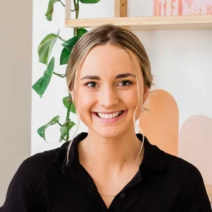 Profile charlotte sommer therapy assistant